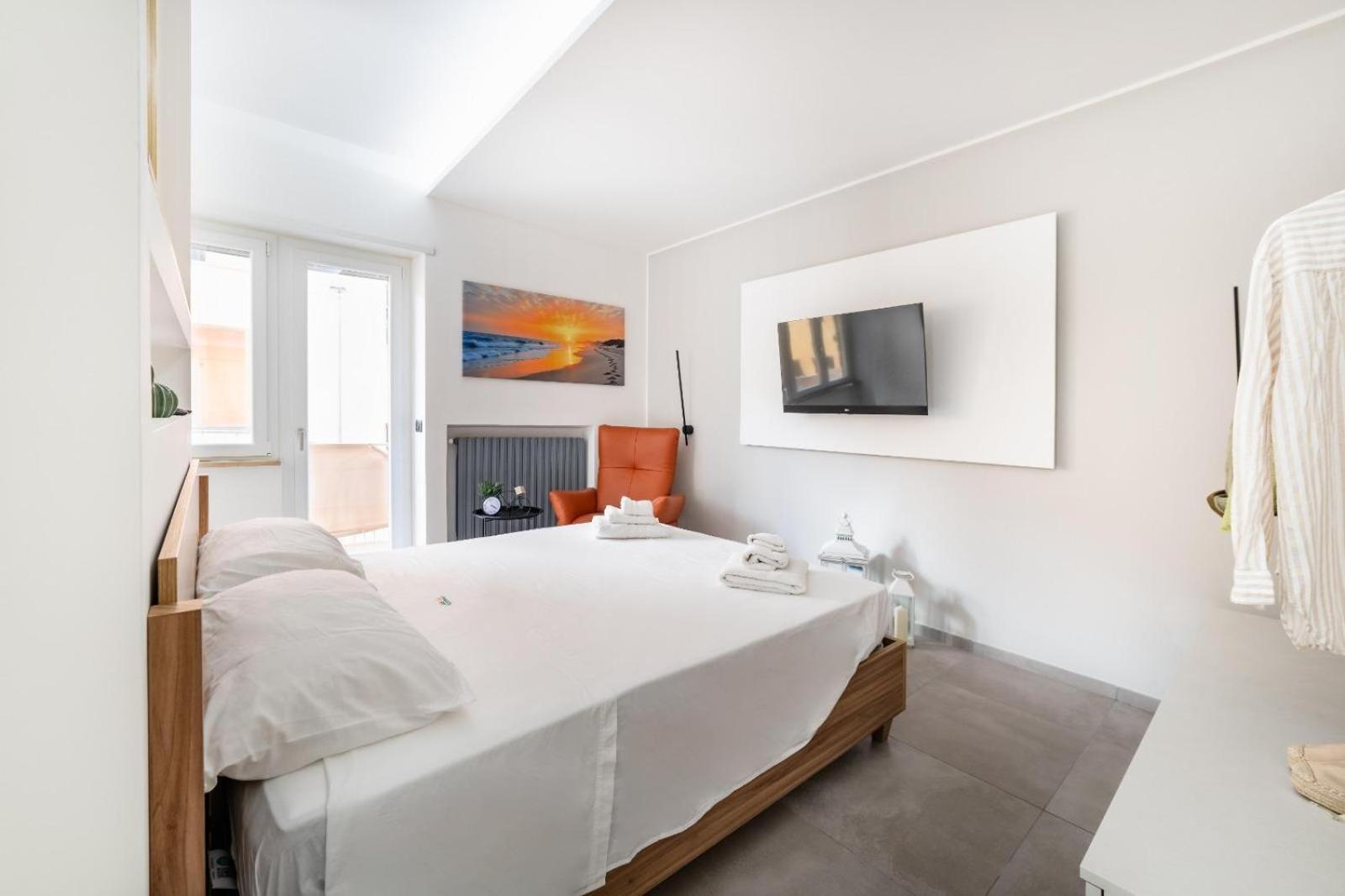 Sole Apartments 泰拉奇纳 外观 照片